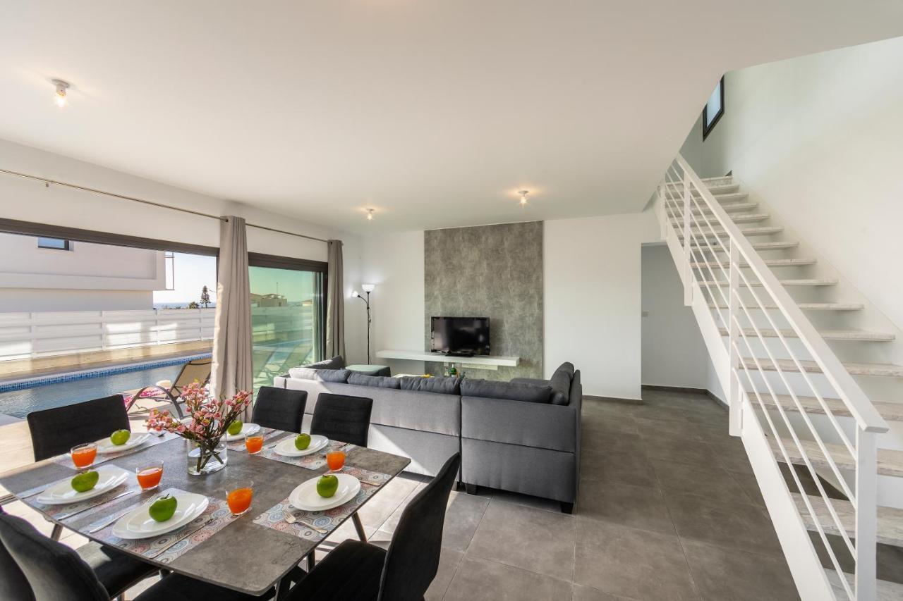 Villa Andre, Walking Distance To Coral Bay Peyia Exterior photo