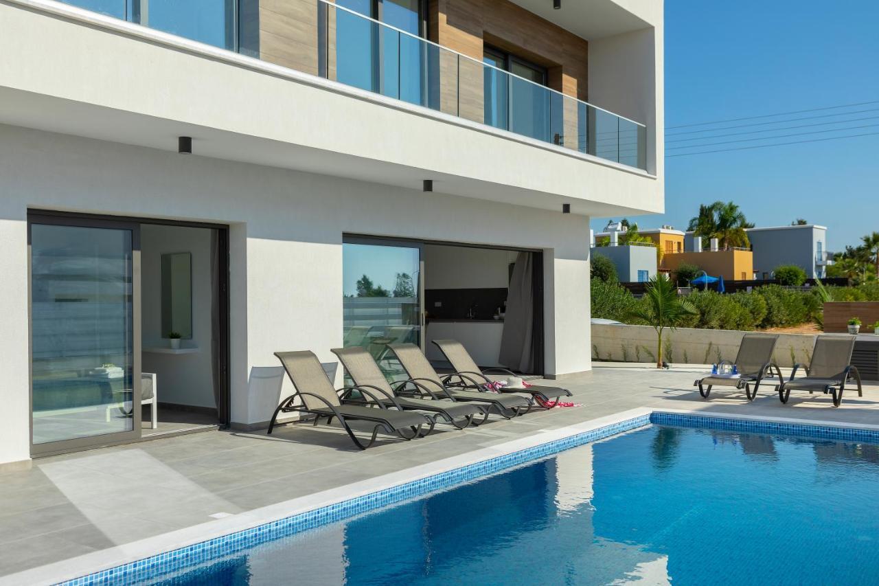 Villa Andre, Walking Distance To Coral Bay Peyia Exterior photo