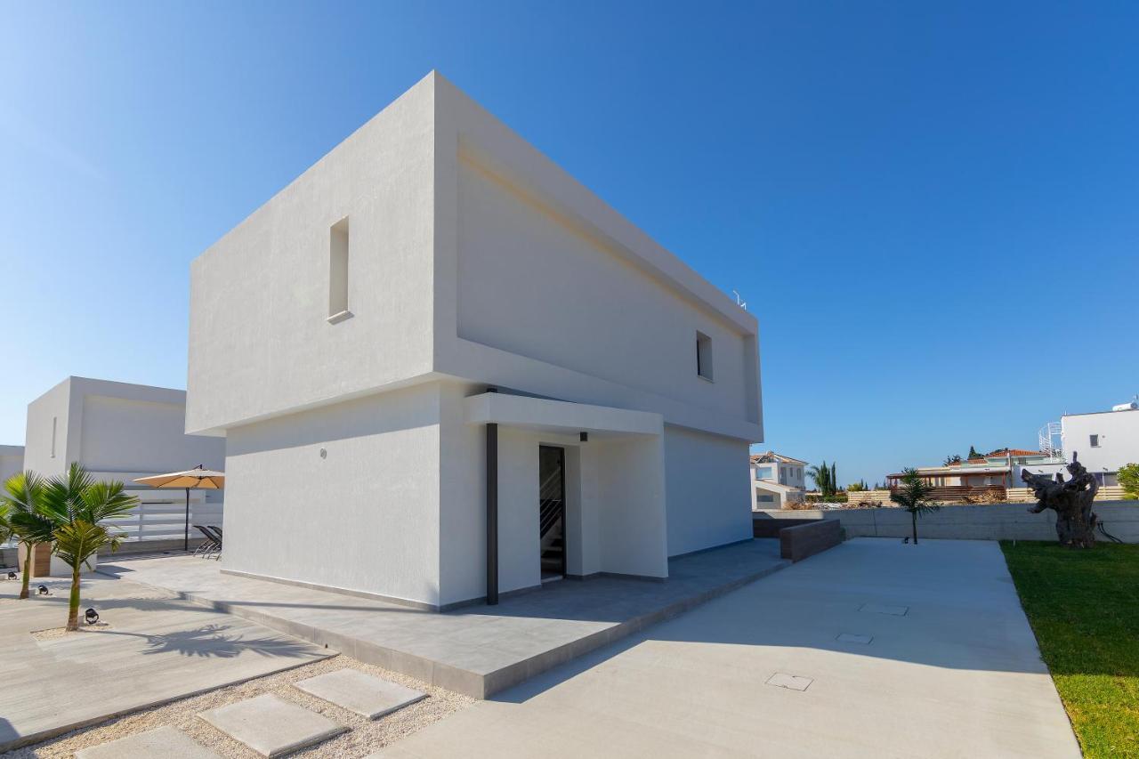 Villa Andre, Walking Distance To Coral Bay Peyia Exterior photo
